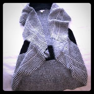 Spense Black and White shrug